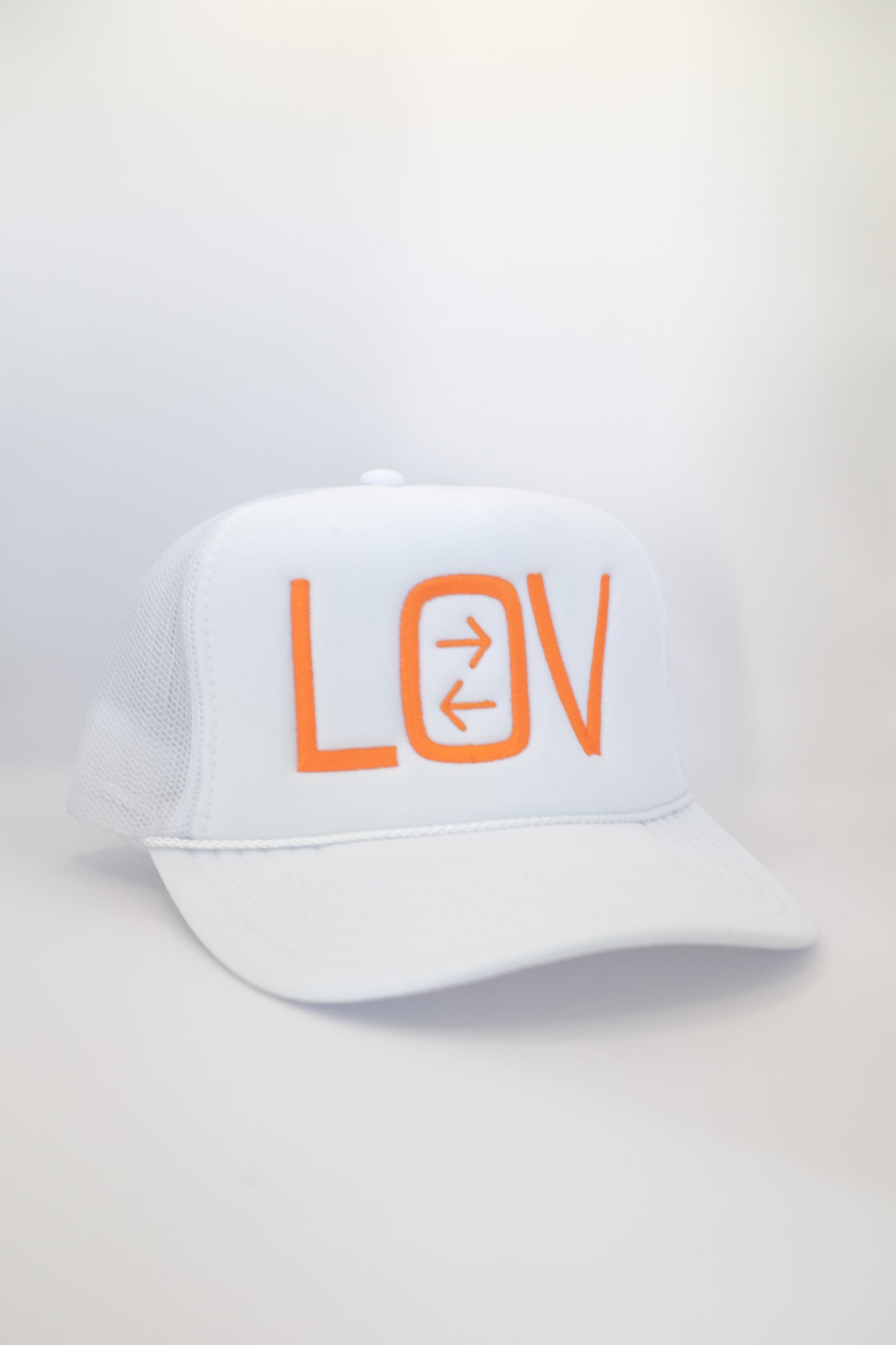 THE LOV CAP - White